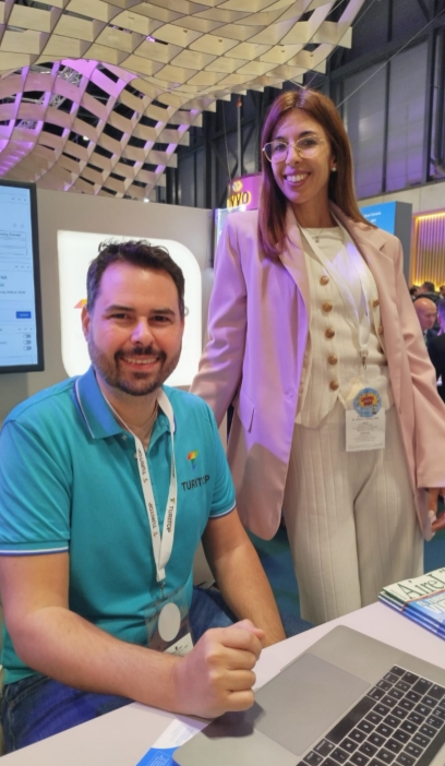 Sobre Nosotros 12 alargada turito 2